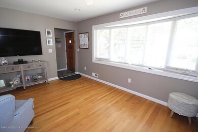 8 Lyon Place, Staten Island, NY 10314 - photo 5