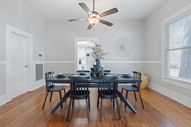 909 Hudgins St, Smithville, TX 78957 - photo 7