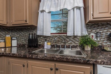 107 Blanco Dr, Youngsville, LA 70592 - photo 3