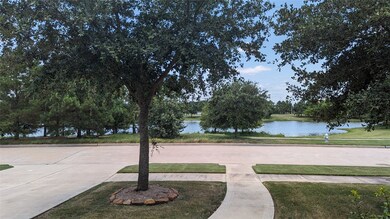 27619 Lakeway Trail Ln, Fulshear, TX 77441 - photo 2