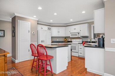 2705 Chimney Springs Rd, Cookeville, TN 38506 - photo 5