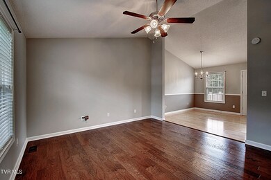 1326 Meadow Creek Ln, Jonesborough, TN 37659 - photo 6