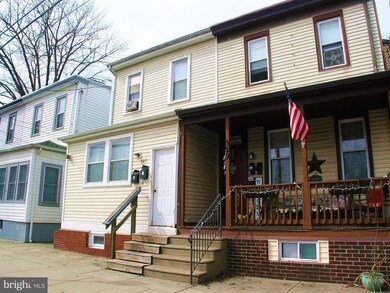 327 N Burlington St, Gloucester City, NJ 08030 - photo 3