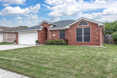 327 Lake Travis Dr, Wylie, TX 75098 - photo 3