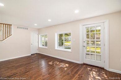 20234 Champaign St, Taylor, MI 48180 - photo 5