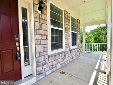 18691 Pier Trail Dr, Triangle, VA 22172 - photo 4