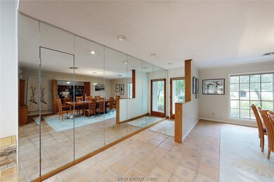 1811 Shadowwood Dr, College Station, TX 77840 - photo 6