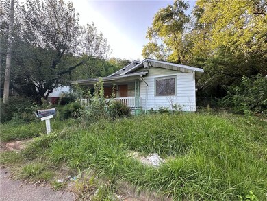 306 W Kearns Ave, High Point, NC 27260 - photo 3