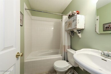 15931 Lakeshore Rd unit 3, Union Pier, MI 49129 - photo 5