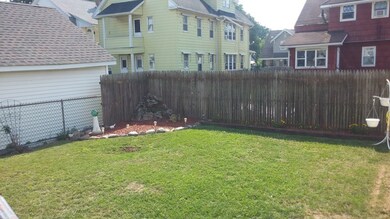 19 Mellen St, Chicopee, MA 01013 - photo 3