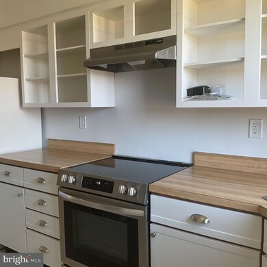 500 E Lancaster Ave unit 126D, Wayne, PA 19087 - photo 5