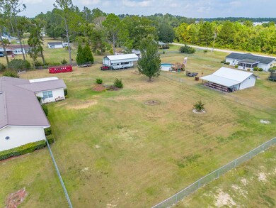 126 Spruce Dr, Alma, GA 31510 - photo 7