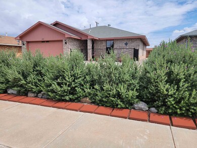 912 Sherwood Dr, Alamogordo, NM 88310 - photo 3