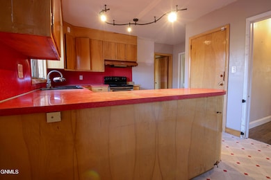 504 3rd St NW, Mandan, ND 58554 - photo 5