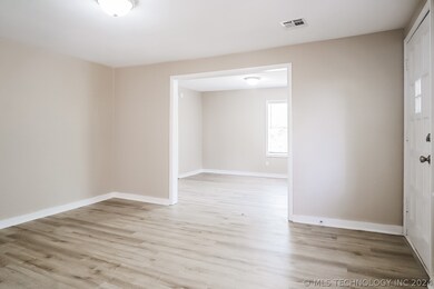 6630 S 41st West Ave, Tulsa, OK 74132 - photo 7