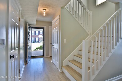 6934 Arbor Creek Dr unit 80, Louisville, KY 40228 - photo 4