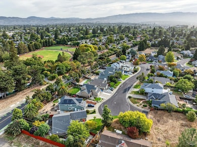 220 Mendelssohn Ct, Cotati, CA 94931 - photo 6