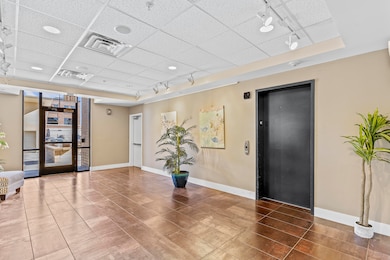 623 W Walnut St unit 407, Springfield, MO 65806 - photo 2