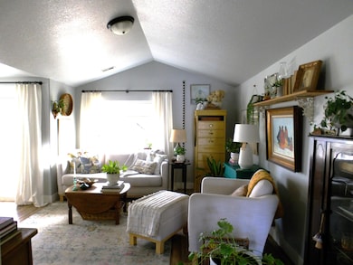 248 SW 29th St, Redmond, OR 97756 - photo 5