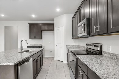 431 Rose Ave, Cleburne, TX 76033 - photo 7