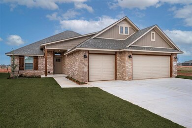 1183 Walnut Brook Rd, Newcastle, OK 73078 - photo 3