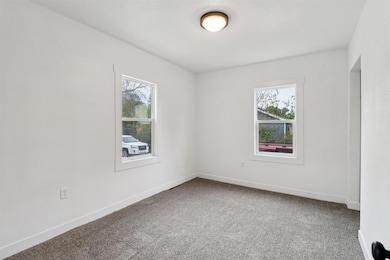 4204 SW 7th St, Des Moines, IA 50315 - photo 6