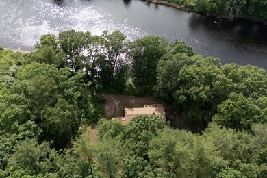 9 Temple Dr, Litchfield, NH 03052 - photo 2