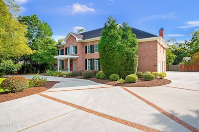 100 Edgewater Ln, Wilmington, NC 28403 - photo 2