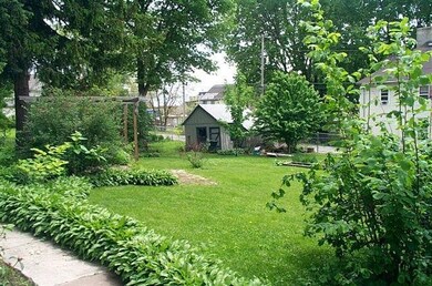 729 W 6th St, Davenport, IA 52802 - photo 5