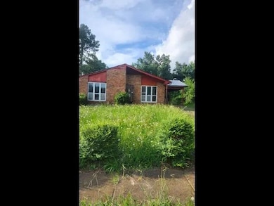 View of home's exterior