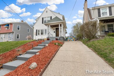 1033 Dorroll St NE, Grand Rapids, MI 49505 - photo 4