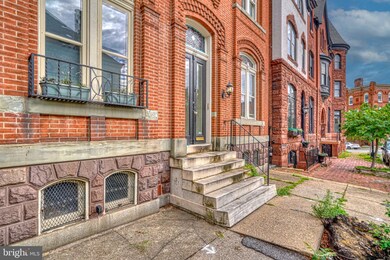 210 Laurens St unit 3, Baltimore, MD 21217 - photo 2