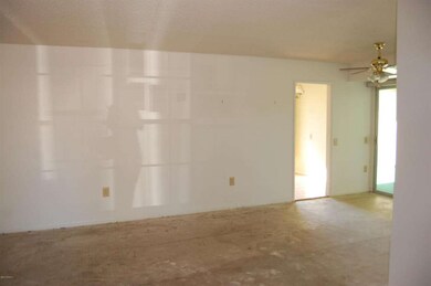 17404 N 102nd Dr, Sun City, AZ 85373 - photo 5