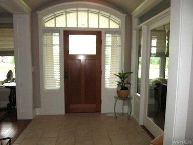 Foyer.
