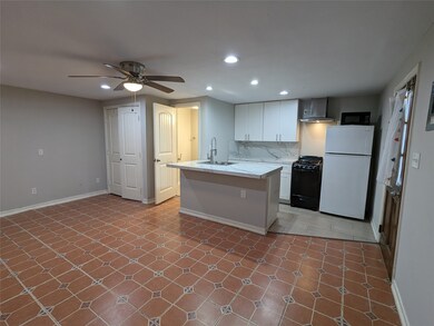 511 Gale St unit A, Houston, TX 77009 - photo 2