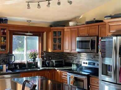 41 Glen Meadows Ct, Warwick, RI 02889 - photo 5