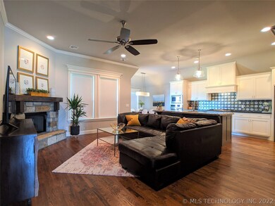 129 W 130th St S, Jenks, OK 74037 - photo 7