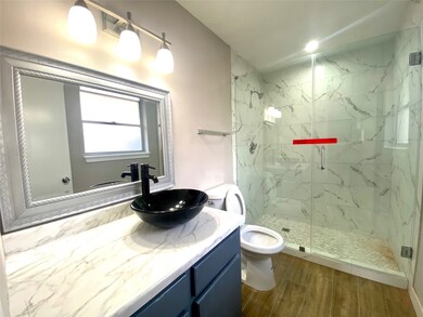 8318 Misty Vale Ln, Houston, TX 77075 - photo 6