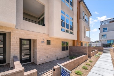 639 Spotted Falcon St, Las Vegas, NV 89138 - photo 3