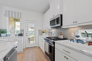 21218 Teal Lovegrass Ln, Cypress, TX 77433 - photo 4