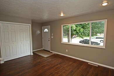 Living Room (6)