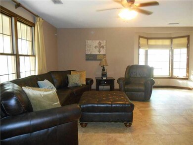 1575 8th St, Slidell, LA 70458 - photo 2