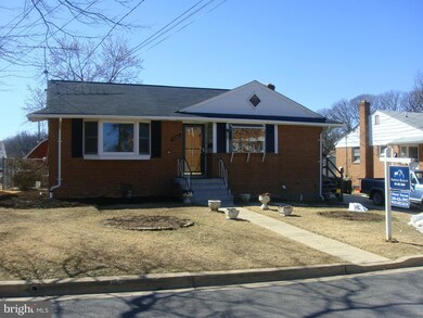 7906 Lockney Ave, Takoma Park, MD 20912 - photo 2