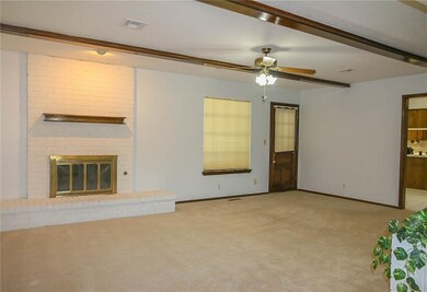 1336 NE 20th Place, Moore, OK 73160 - photo 3