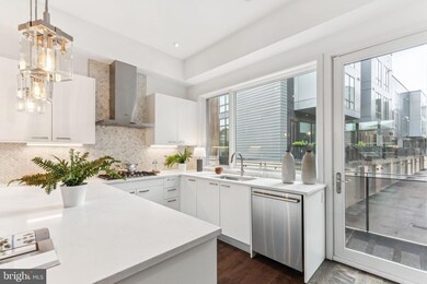 614 N 5th St, Philadelphia, PA 19123 - photo 7