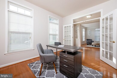 25017 Owl Creek Dr, Stone Ridge, VA 20105 - photo 7