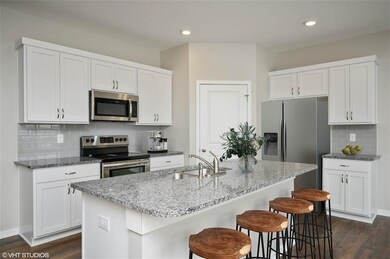 7705 NW 95th Ct, Grimes, IA 50111 - photo 4