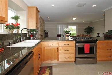 Look at the new granite counters, boy do they shin