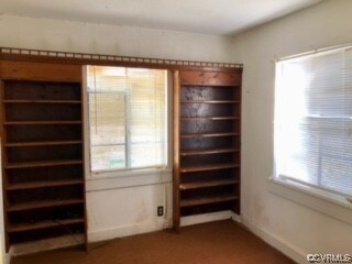 Empty room with carpet