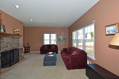 011_Family Room